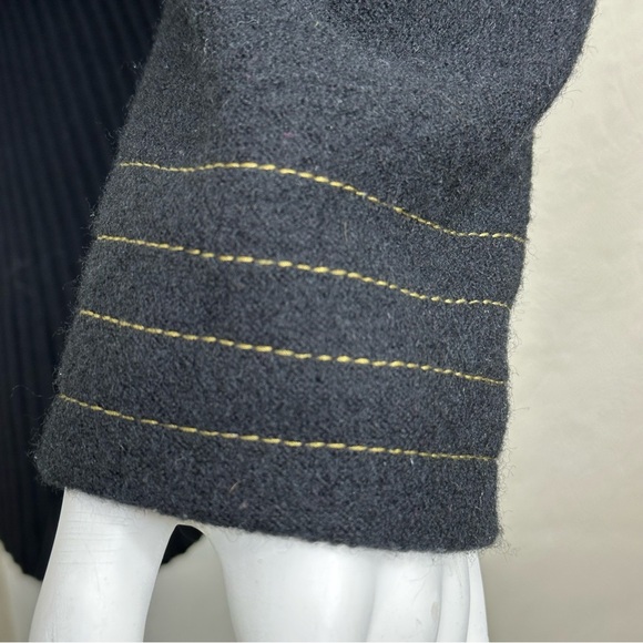 Icelandic Design VTG Wool Embroidered Asymmetric Zip Jacket - Picture 13 of 16